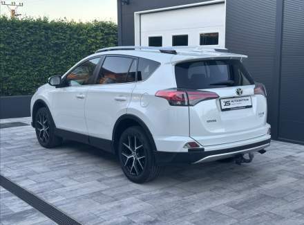 Toyota - RAV 4
