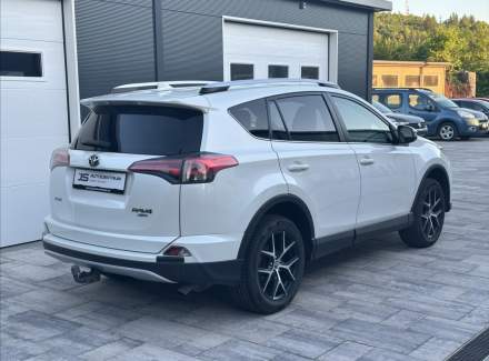 Toyota - RAV 4