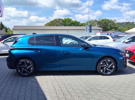 Peugeot - 308