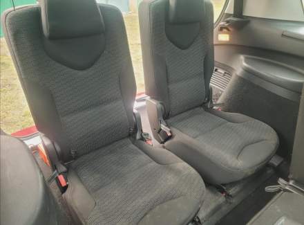 Peugeot - 308