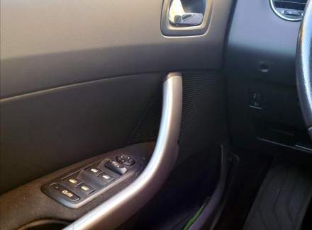 Peugeot - 308