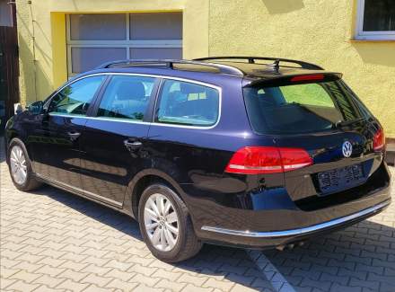 Volkswagen - Passat