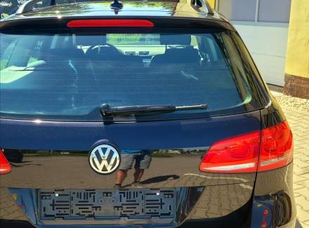 Volkswagen - Passat