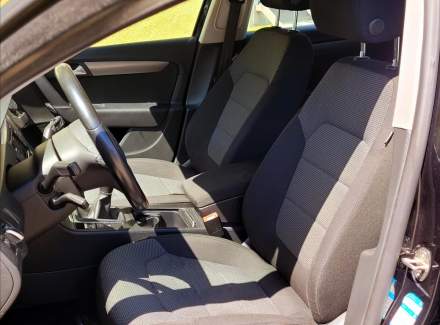 Volkswagen - Passat