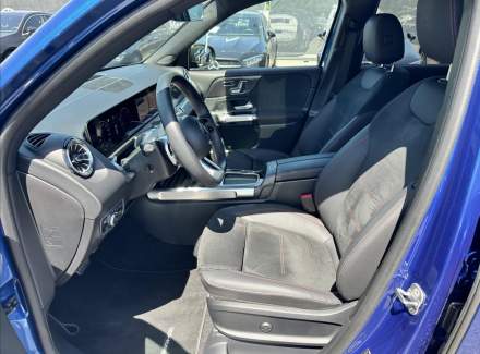 Mercedes-Benz - GLB