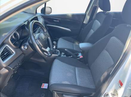 Suzuki - SX4