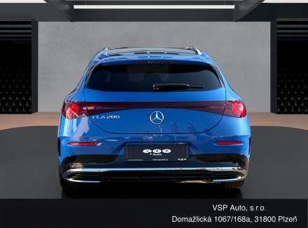 Mercedes-Benz - CLA