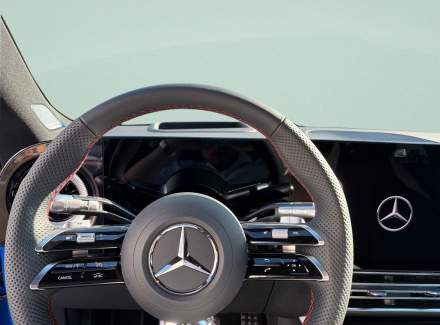 Mercedes-Benz - CLA