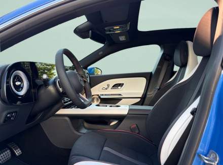 Mercedes-Benz - CLA