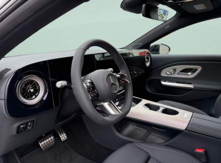 Mercedes-Benz - CLA