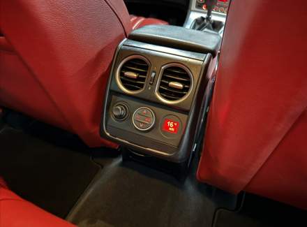 Alfa Romeo - 159