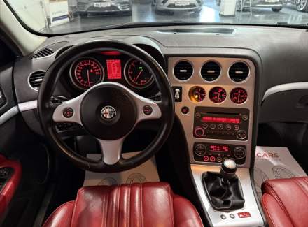 Alfa Romeo - 159