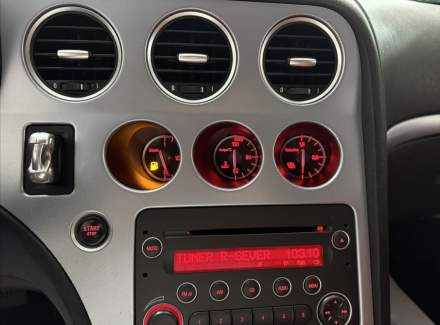 Alfa Romeo - 159