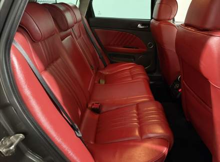 Alfa Romeo - 159