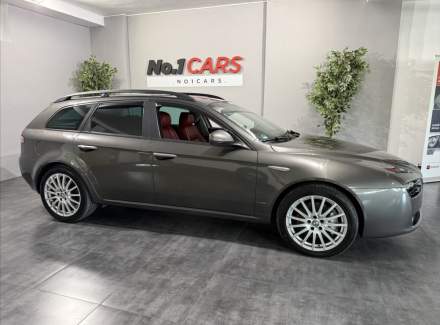 Alfa Romeo - 159
