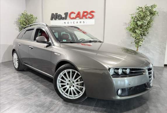 Alfa Romeo - 159