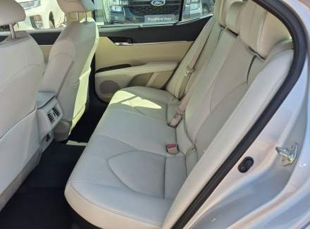 Toyota - Camry
