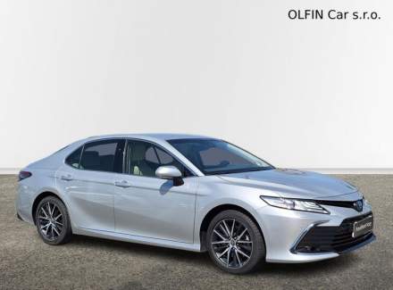 Toyota - Camry