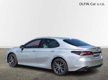 Toyota - Camry