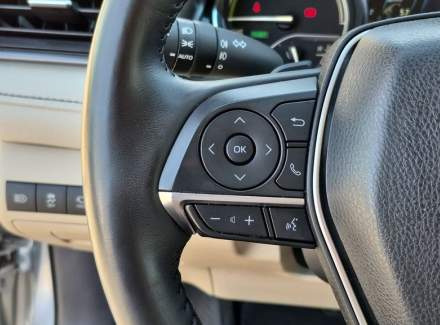 Toyota - Camry