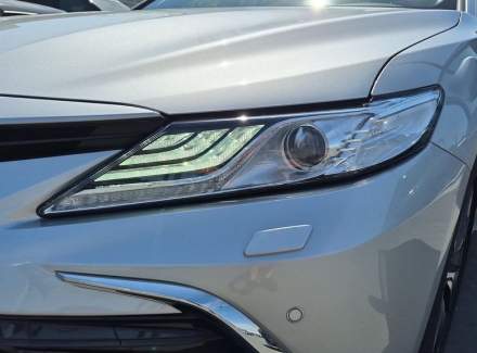 Toyota - Camry