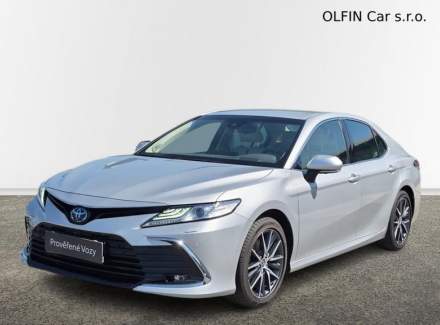 Toyota - Camry