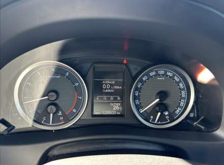 Toyota - Auris