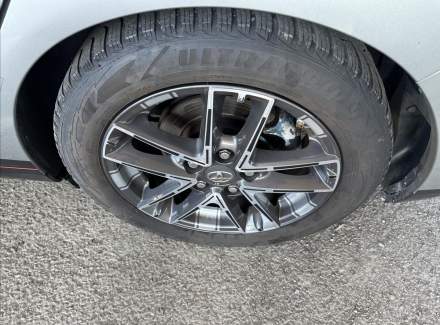 Toyota - Auris