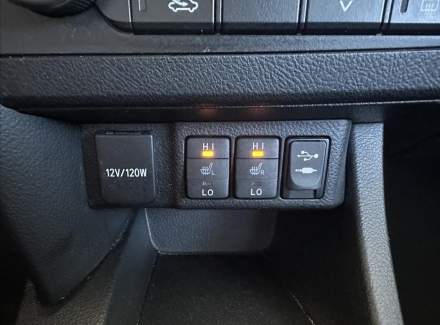 Toyota - Auris