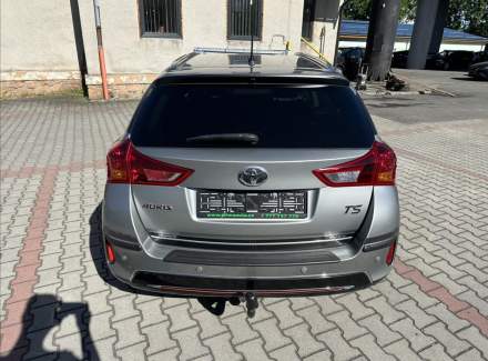 Toyota - Auris