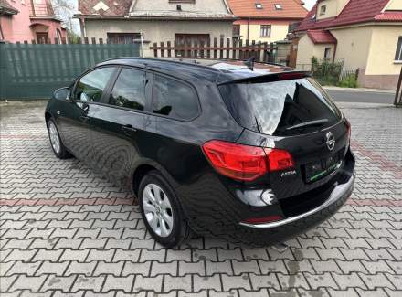 Opel - Astra