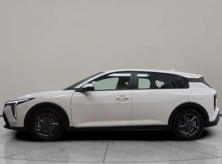 Kia - K4