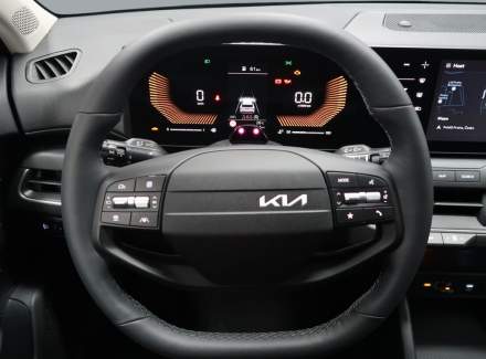 Kia - K4