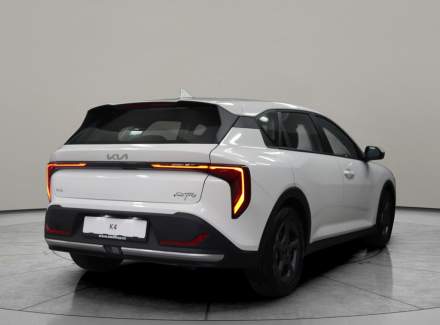 Kia - K4