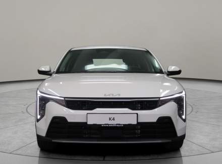 Kia - K4