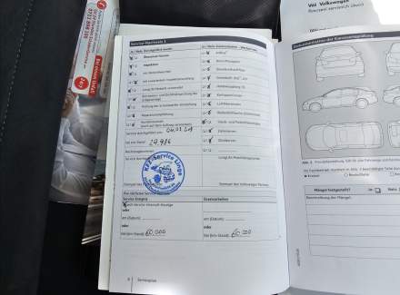 Volkswagen - Golf