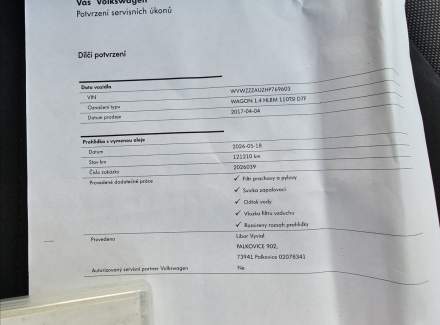 Volkswagen - Golf
