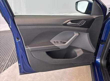 Volkswagen - T-Cross