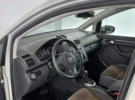 Volkswagen - Touran