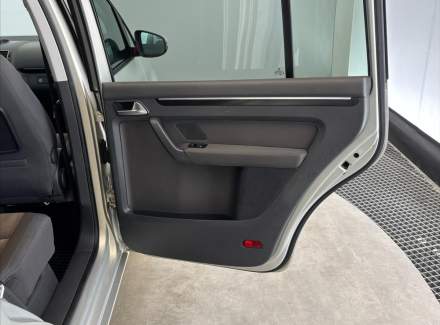Volkswagen - Touran