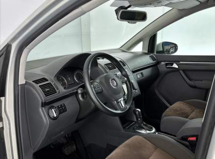Volkswagen - Touran
