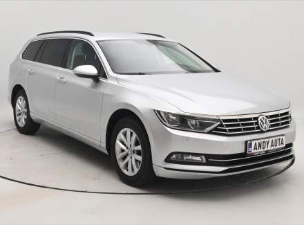 Volkswagen - Passat