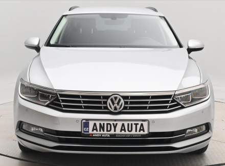 Volkswagen - Passat