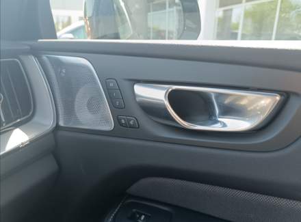 Volvo - XC60