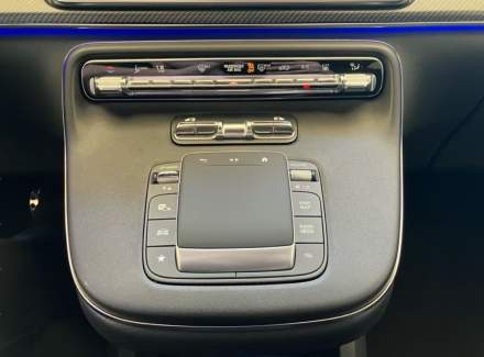 Mercedes-Benz - V-class
