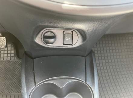 Toyota - Yaris