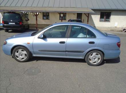 Nissan - Almera