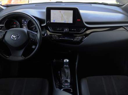 Toyota - C-HR