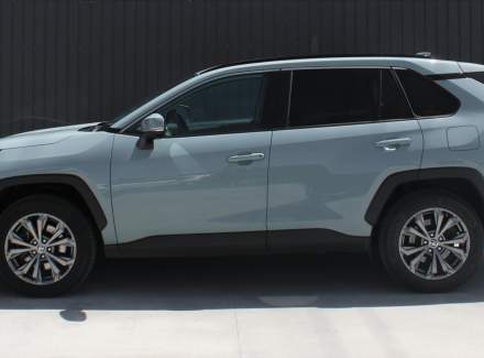 Toyota - RAV 4