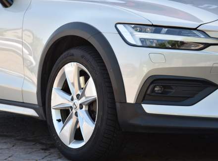 Volvo - V60
